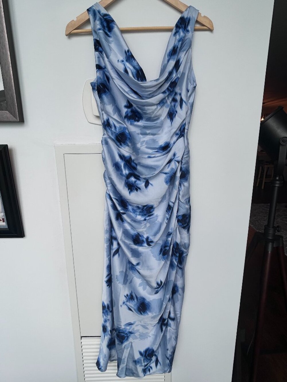 ABERCROMBIE  & FITCH DRESS